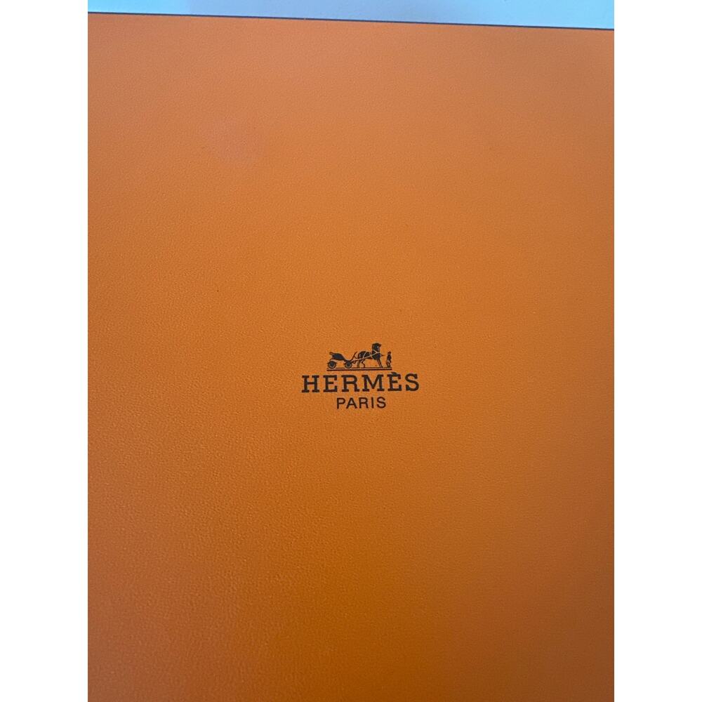 Hermes Box - Picture 2 of 5